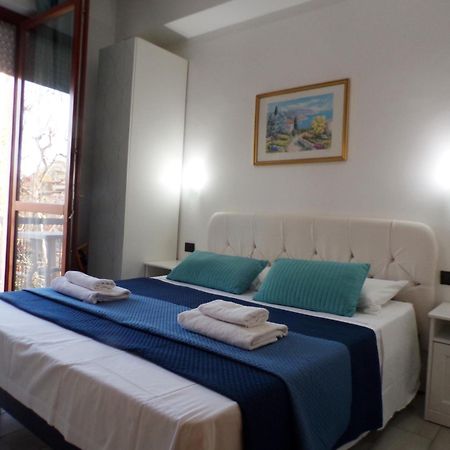 Marittima Hotel Rimini Esterno foto