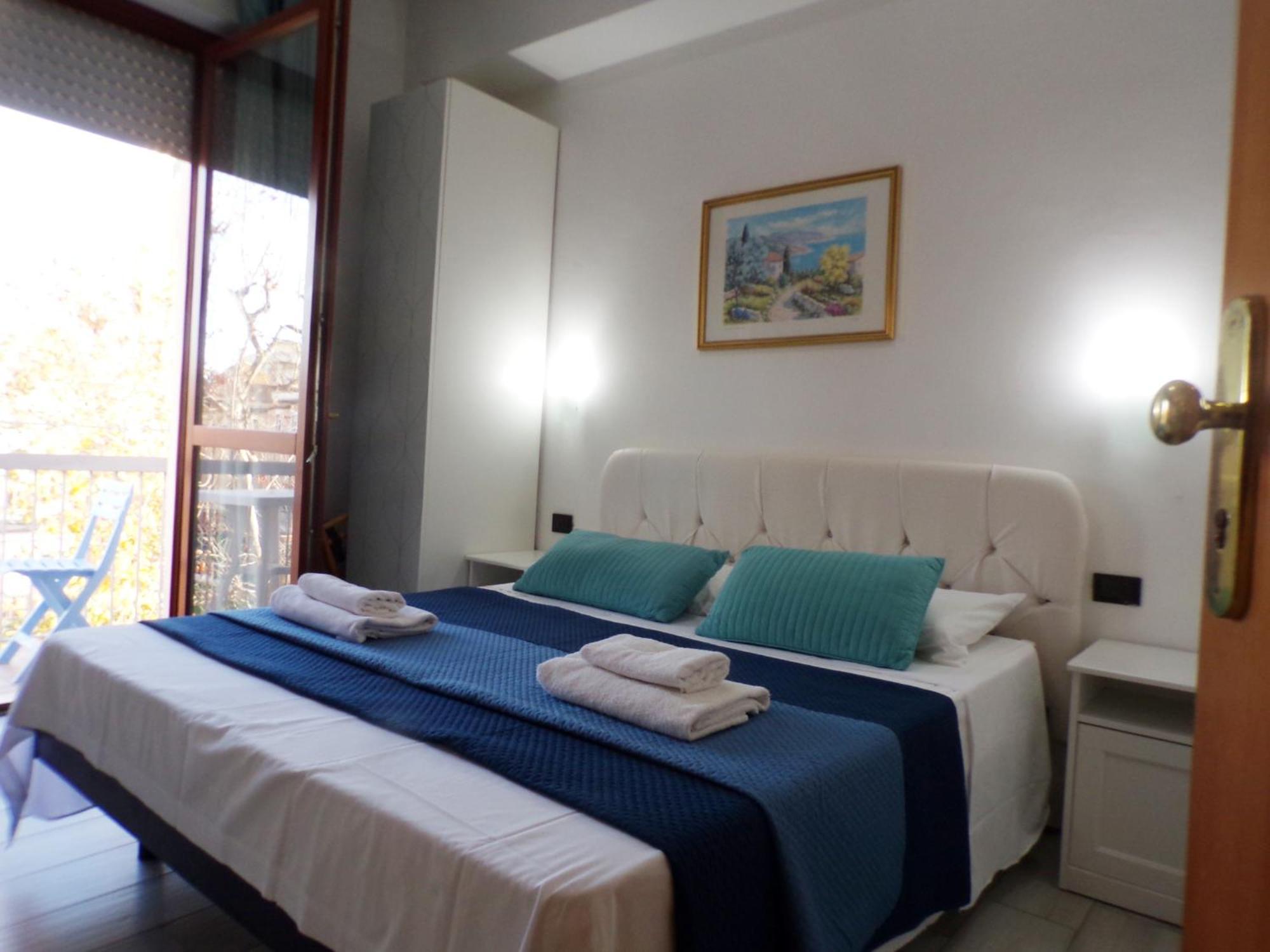 Marittima Hotel Rimini Esterno foto